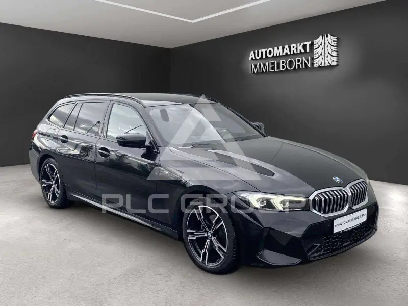 2023 BMW 320