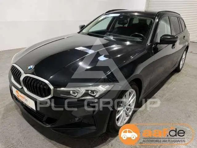 2023 BMW 320