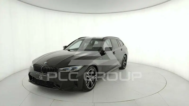 2023 BMW 320