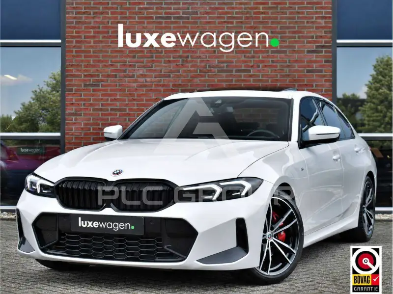 2023 BMW 330