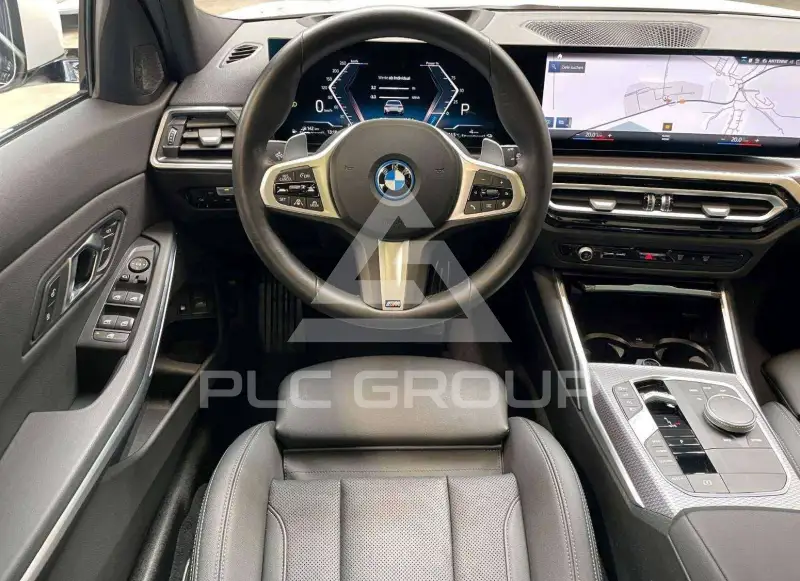 2023 BMW 330