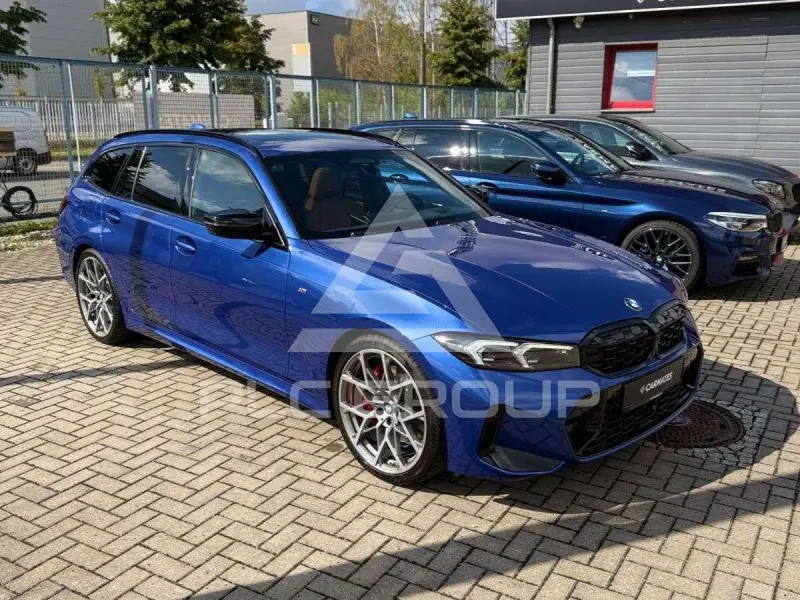 2023 BMW 330