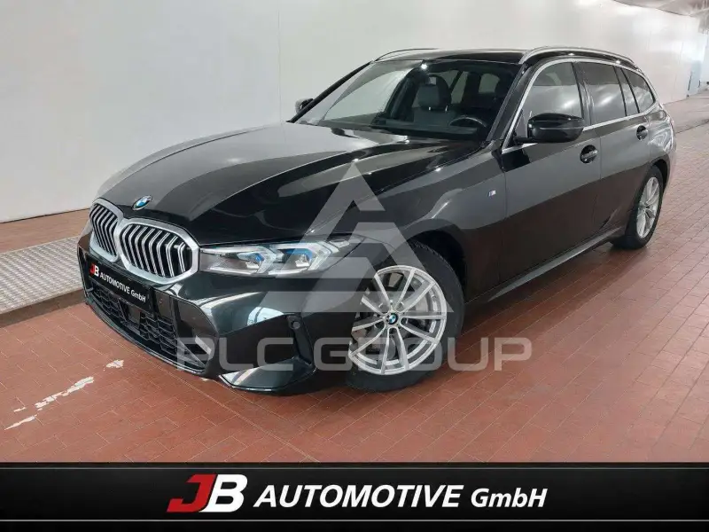 2023 BMW 330