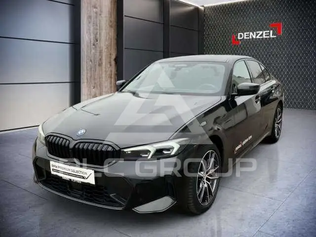 2023 BMW 330