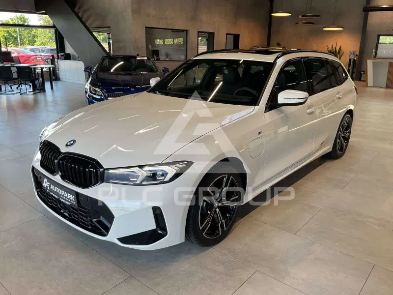 2023 BMW 330