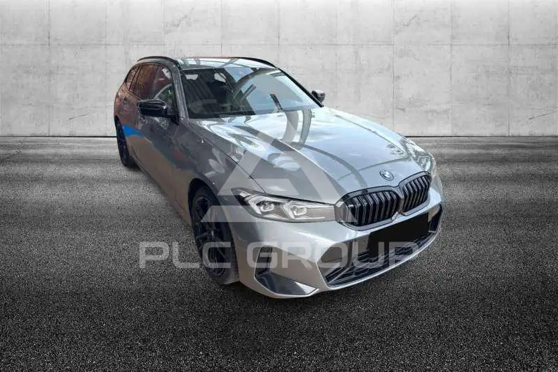 2023 BMW 330