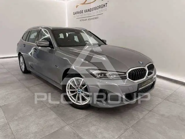 2023 BMW 330