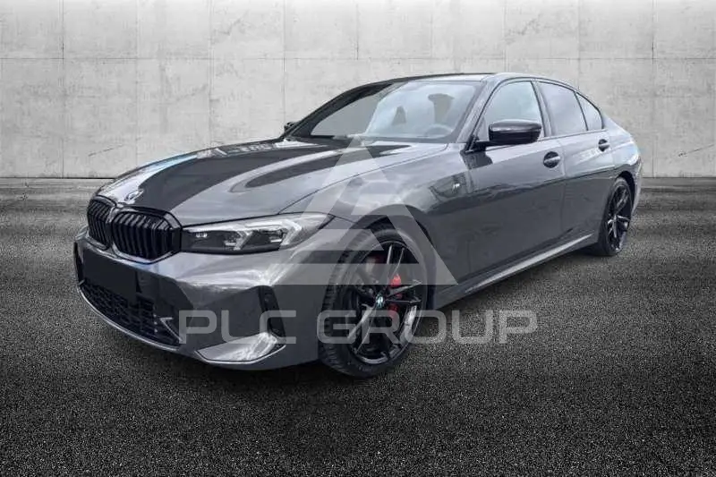 2023 BMW 330