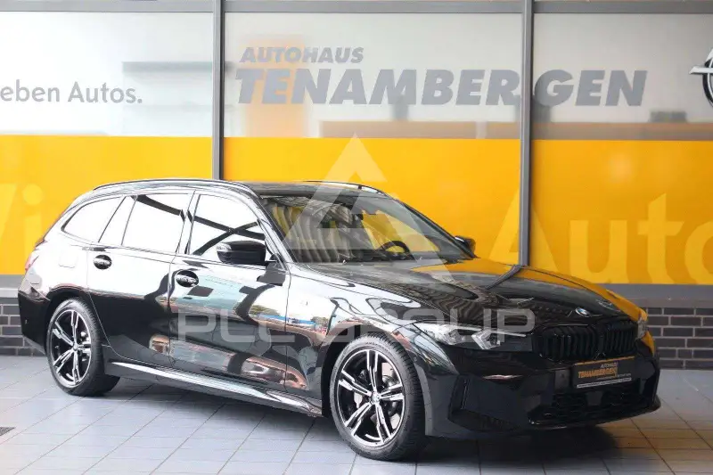 2023 BMW 330