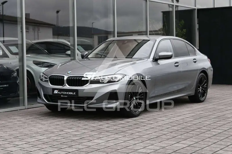 2023 BMW 330