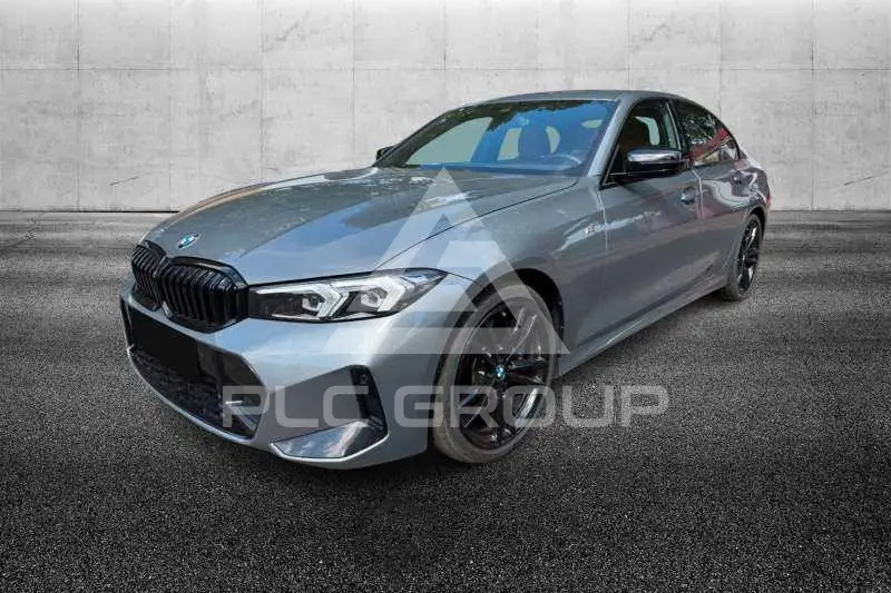2023 BMW 330