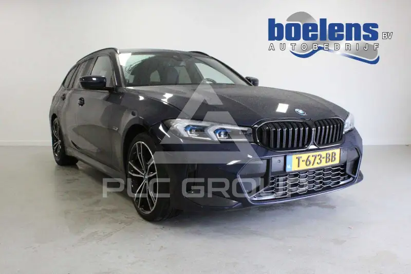 2023 BMW 330