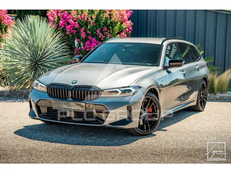 2023 BMW 330