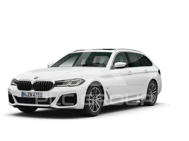 2023 BMW 540