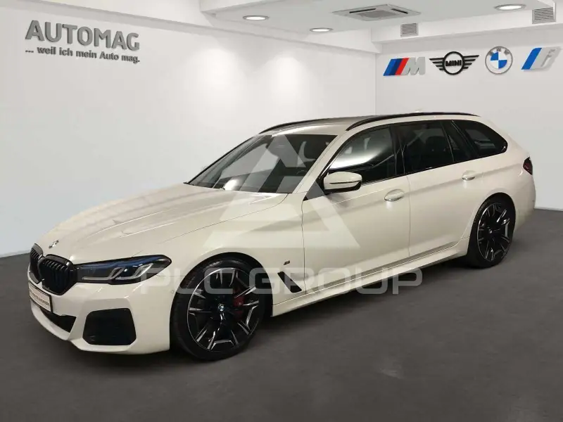 2023 BMW 540