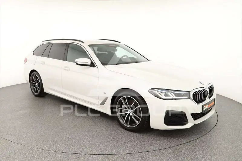 2023 BMW 540