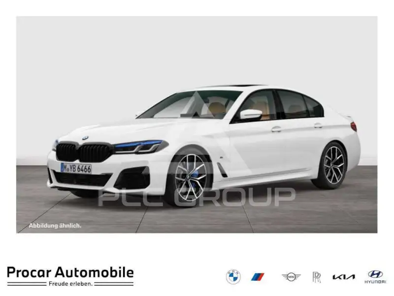 2023 BMW 540