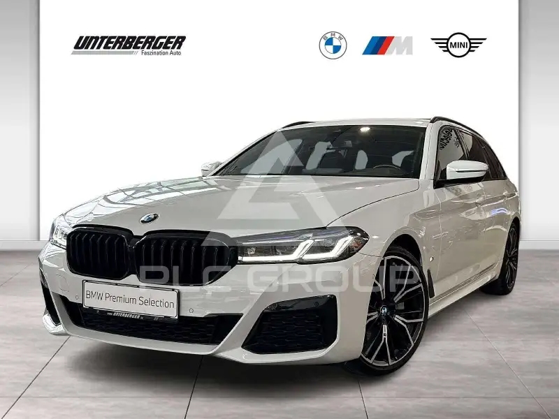 2023 BMW 540