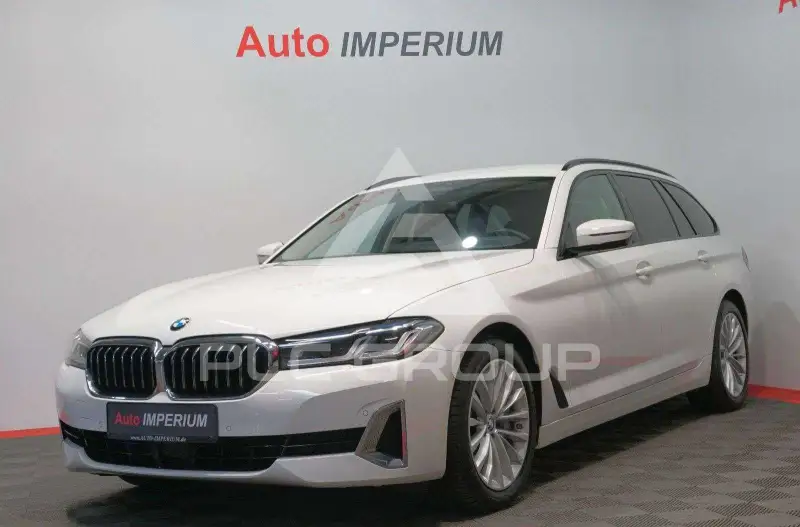 2023 BMW 540