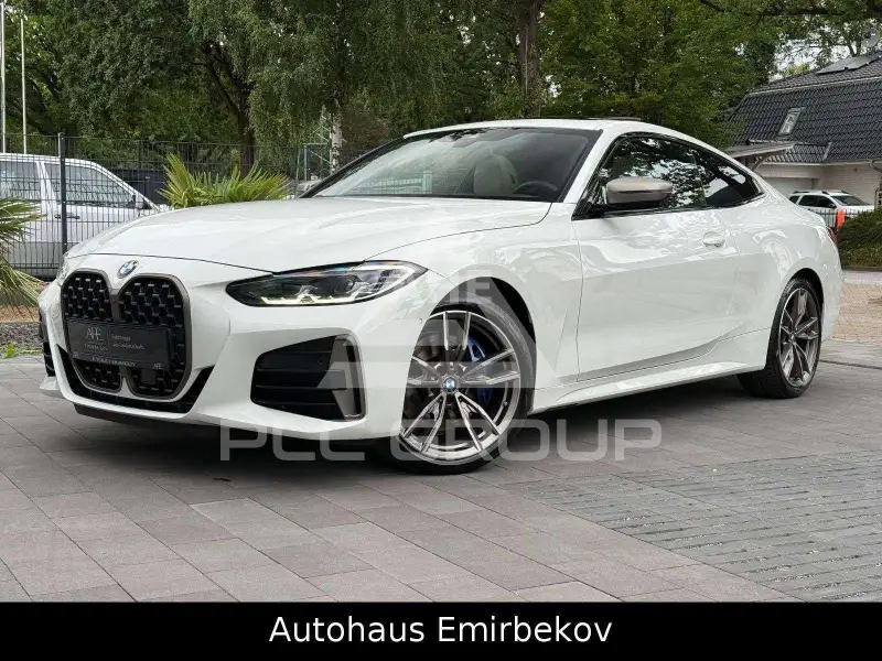 2023 BMW M4