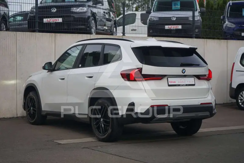 2023 BMW X1