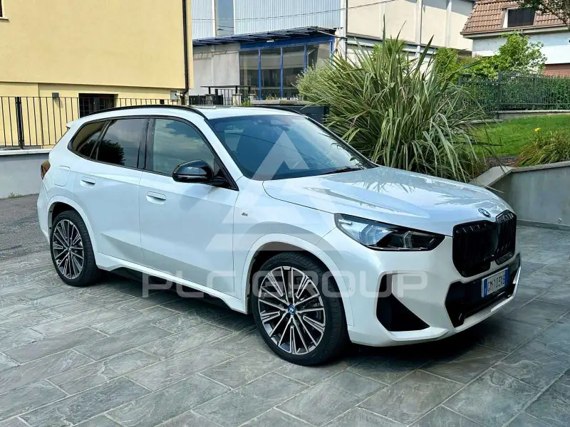 2023 BMW X1