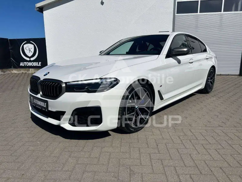 2023 BMW 550