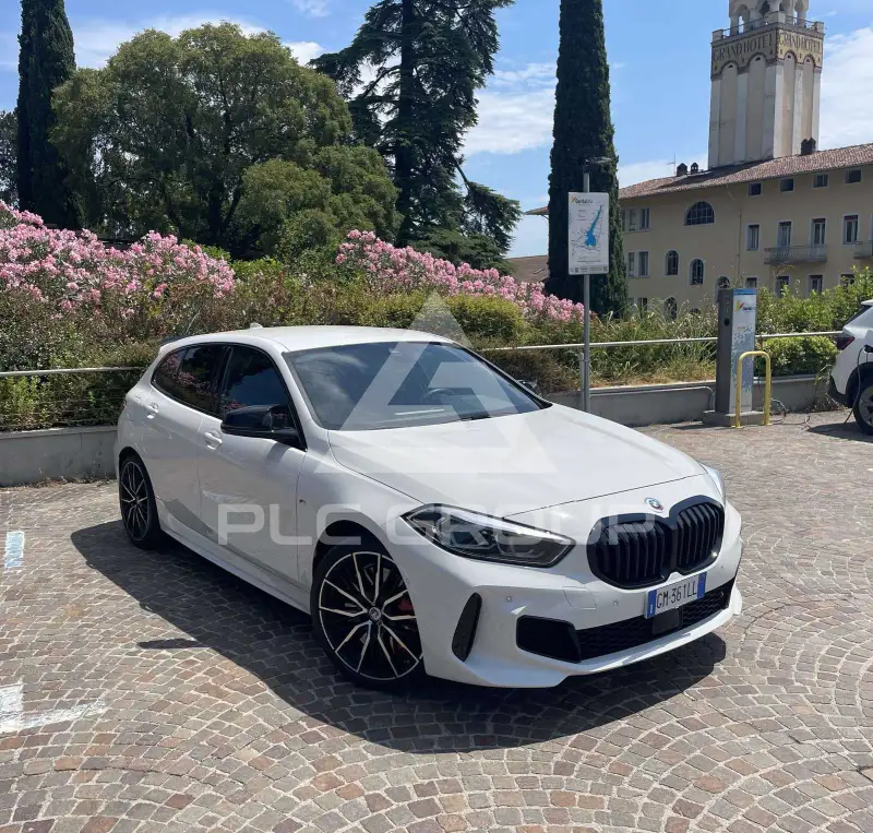 2023 BMW 128