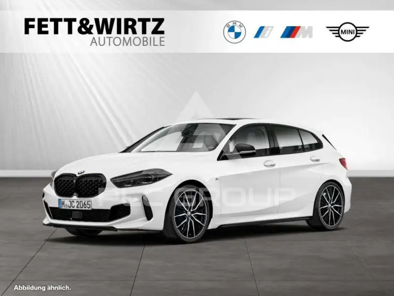 2023 BMW 135