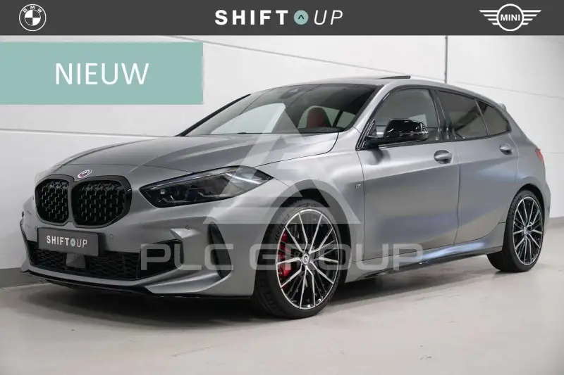 2023 BMW 135