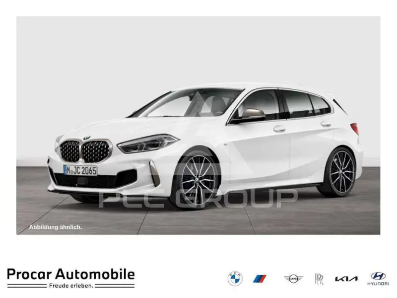 2023 BMW 135