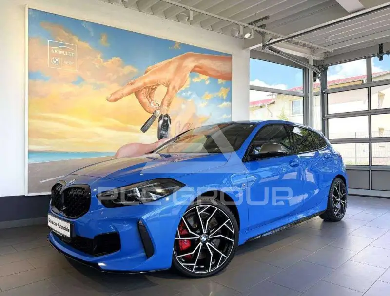 2023 BMW 135