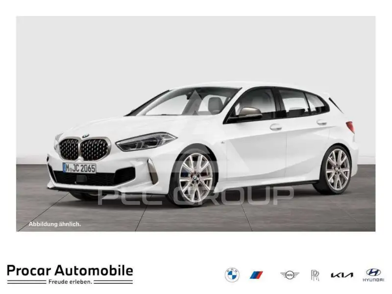 2023 BMW 135