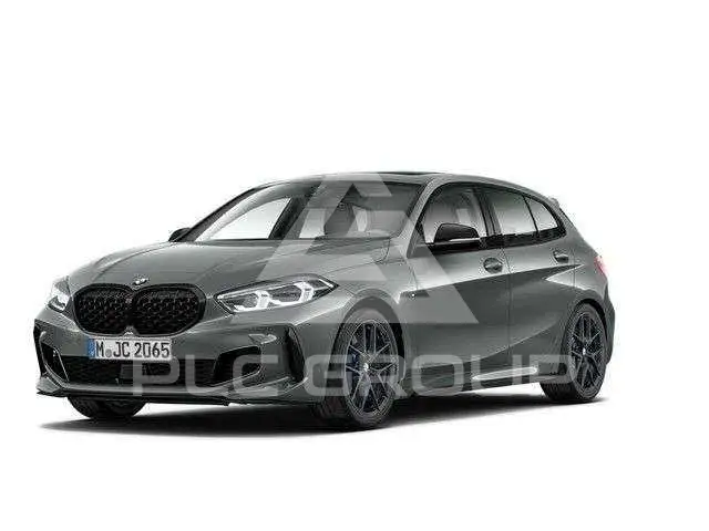 2023 BMW 135