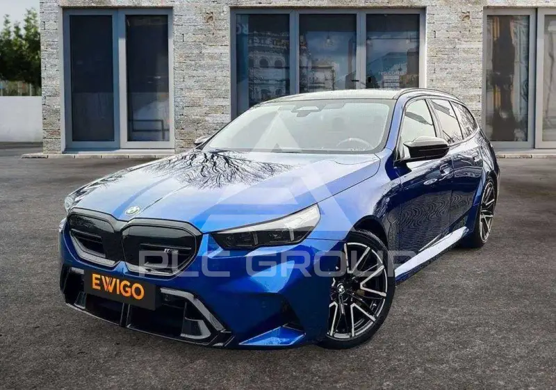 2023 BMW M5