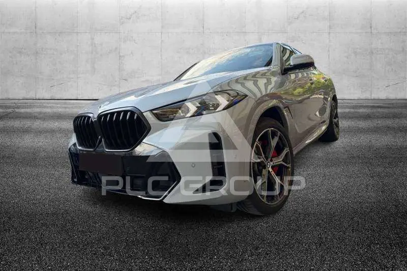 2023 BMW X6