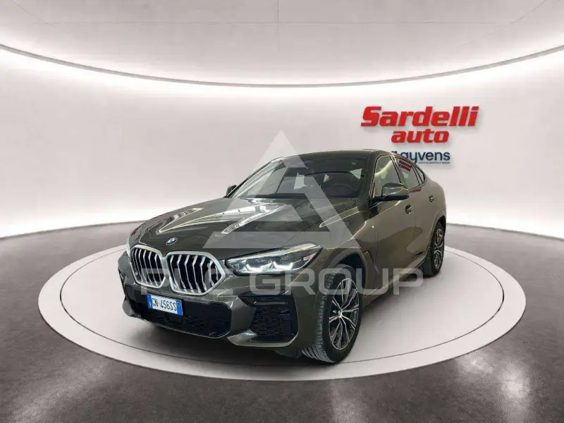 2023 BMW X6