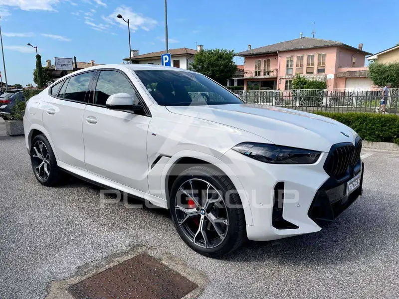 2023 BMW X6