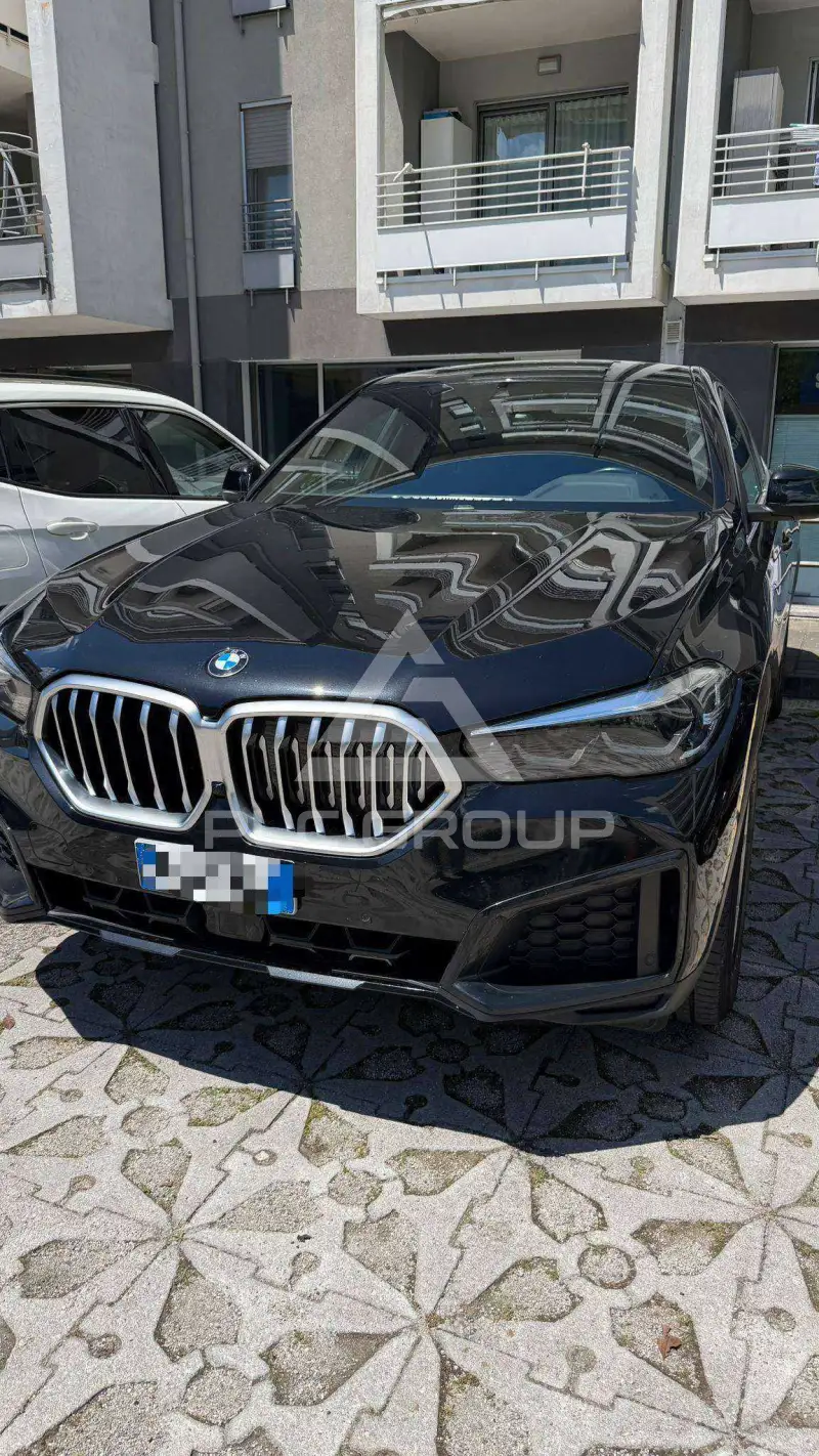 2023 BMW X6