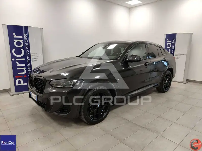 2023 BMW X4