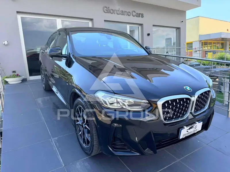 2023 BMW X4