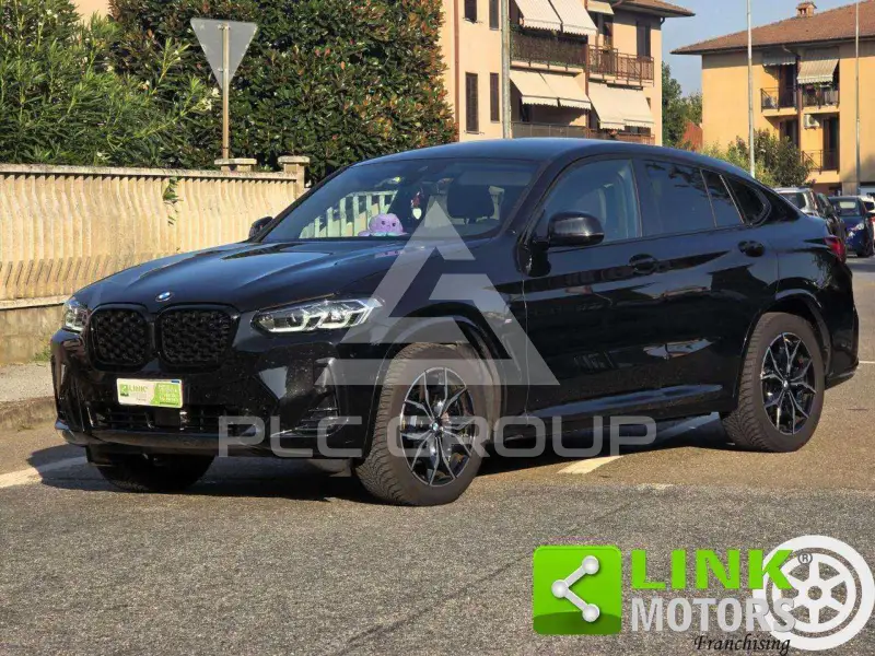 2023 BMW X4