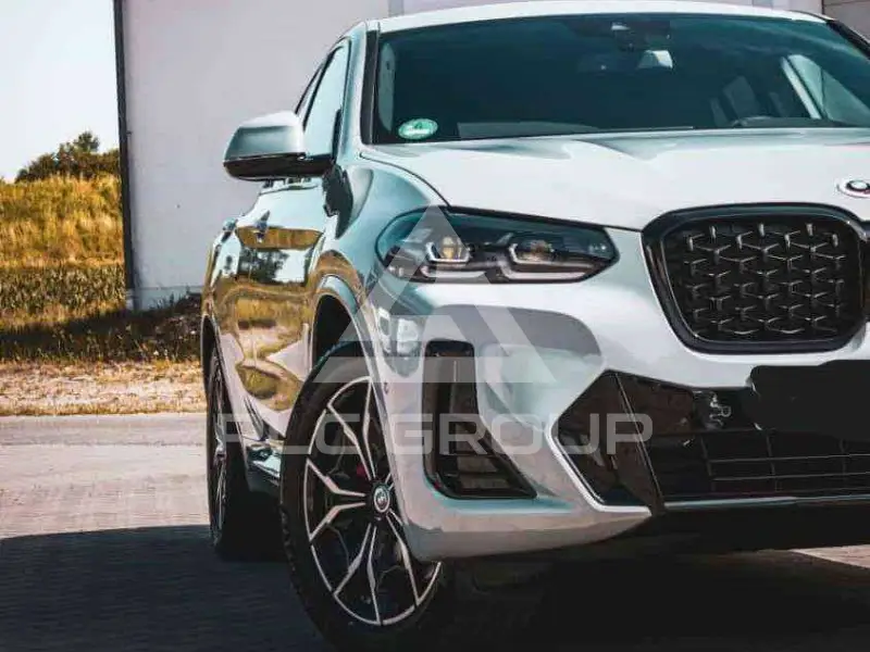 2023 BMW X4