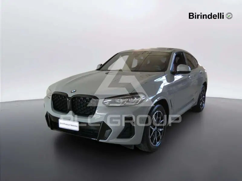 2023 BMW X4