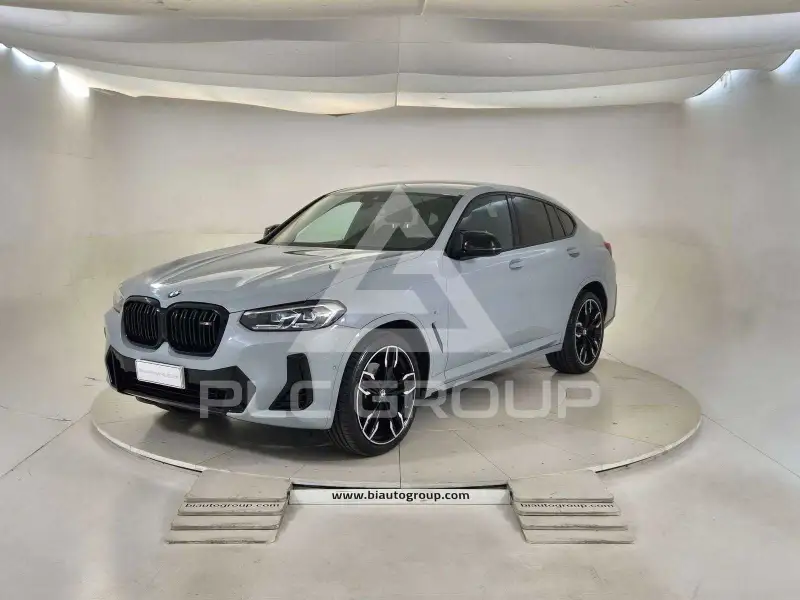 2023 BMW X4