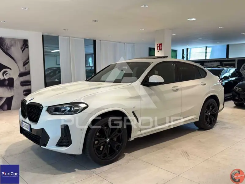 2023 BMW X4