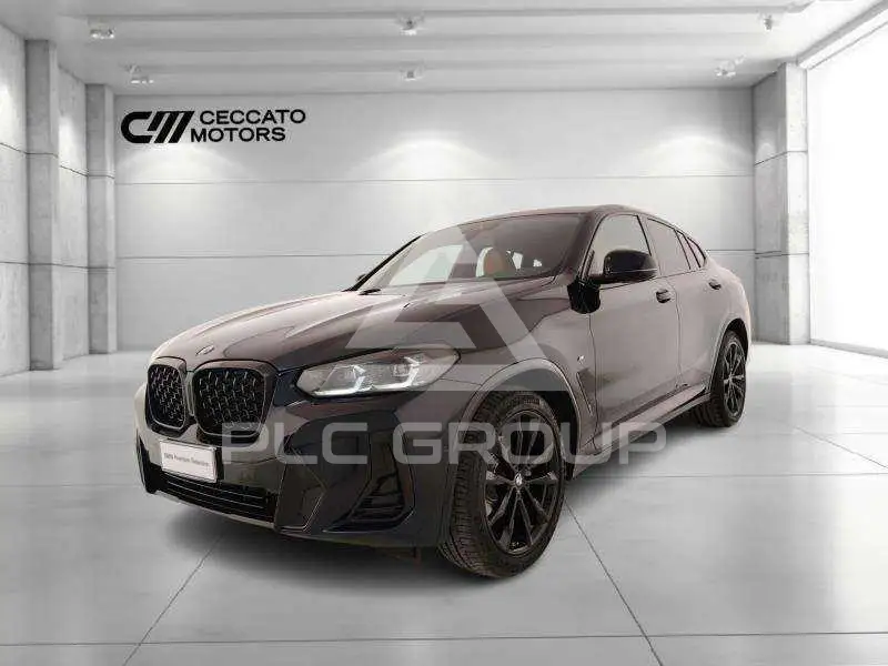 2023 BMW X4
