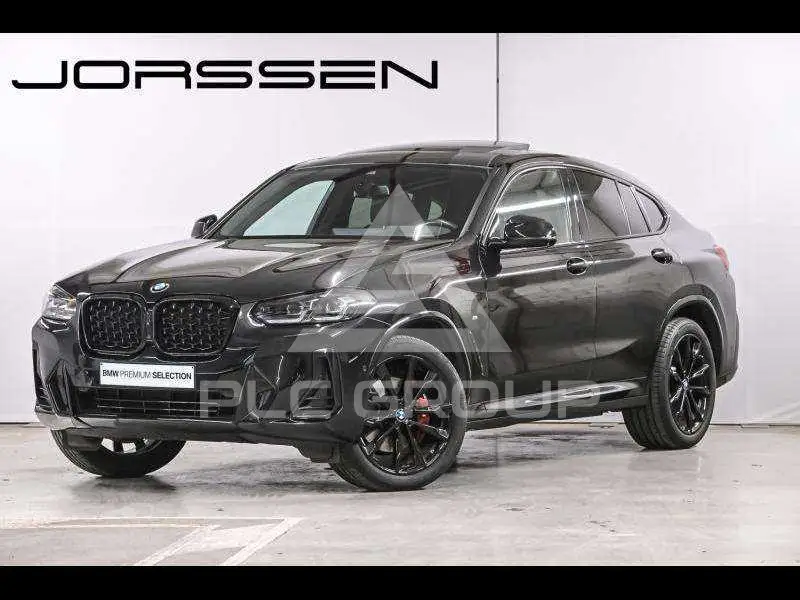 2023 BMW X4