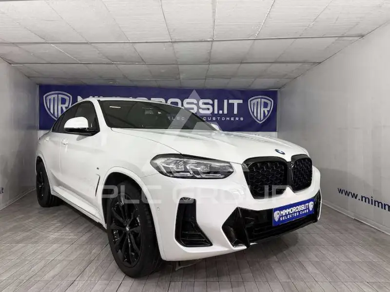 2023 BMW X4