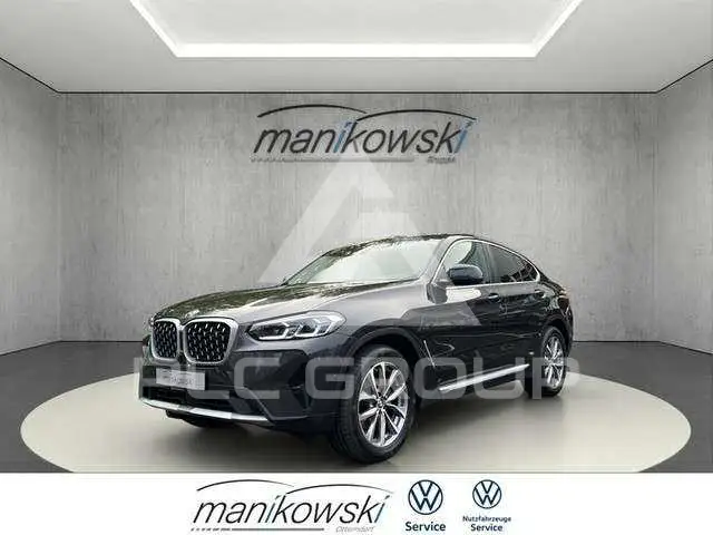 2023 BMW X4